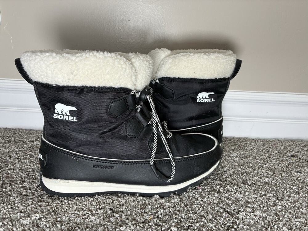 Sorel Youth 6 Waterproof Snow Boots Black Nylon Sherpa Cuff NY2328 Winter Short
